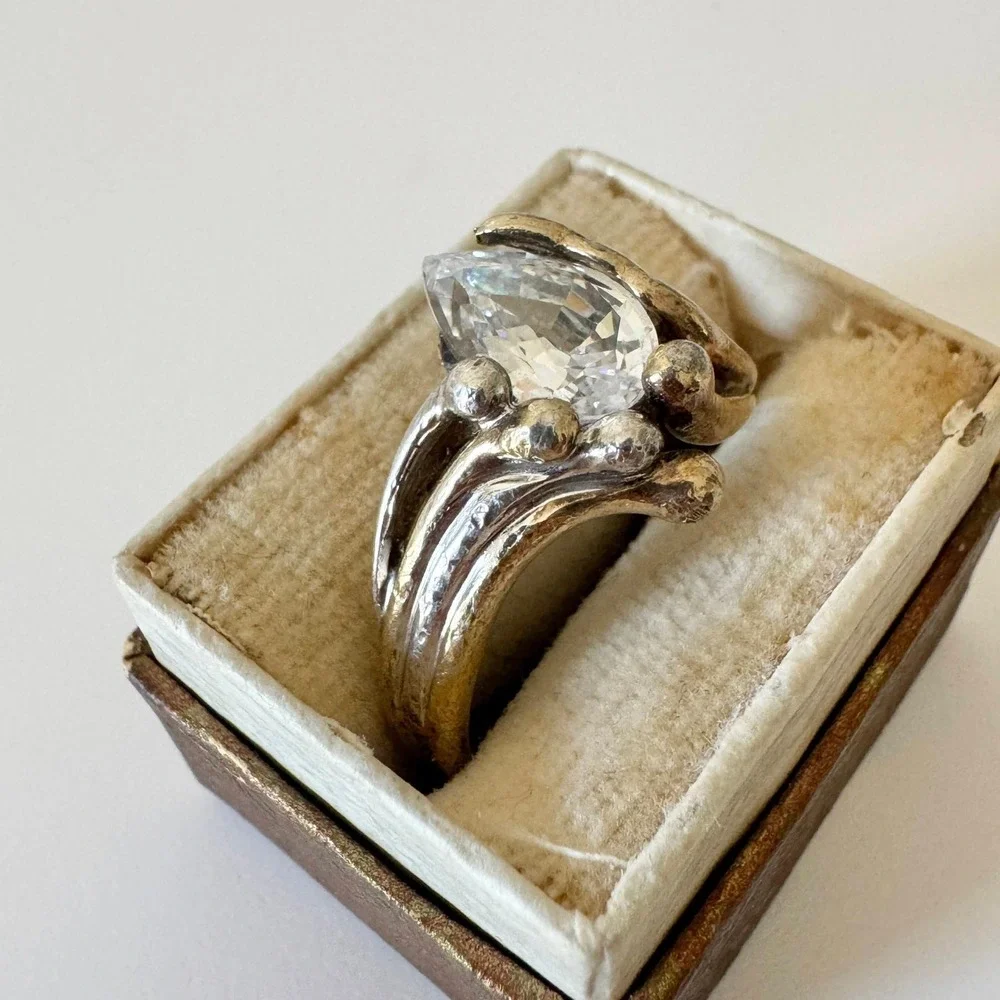 Vintage Artisan Sterling Silver Pear Cubic Zirconia Brutalist Modern Ring Size 8